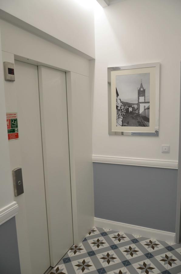 Edificio Charles 103 Apartment ฟุงชาล ภายนอก รูปภาพ